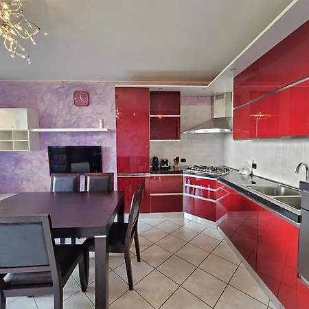 Apartment Michy House-by Goccia Di